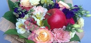 Салон цветов и подарков BloomDecor на Осеннем бульваре, 10 к 1