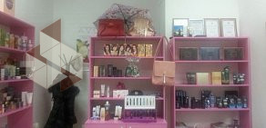 Магазин косметики и парфюмерии Avon в ТЦ Торговый Комплекс