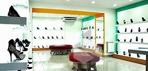 Магазин обуви и сумок Galary в ТЦ Балканский 1