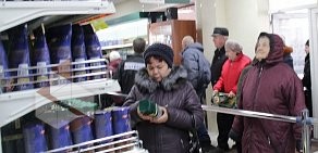 Сеть супермаркетов Пятью Пять на Ростовской улице в Новой Усмани