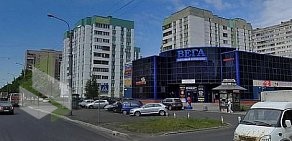 Торговый центр Вега на улице Маршала Казакова