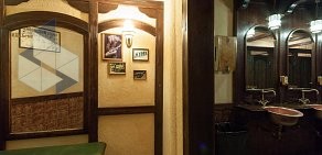 Паб, клуб и ресторан BEN HALL на улице Народной Воли, 65