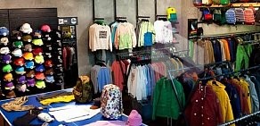Сеть магазинов стрит-одежды и аксессуаров 21 Shop на метро Ростокино