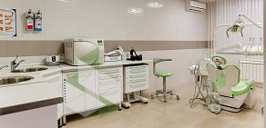 Стоматологическая клиника HOLLYDENT на метро Нахимовский проспект
