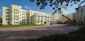Национальный медико-хирургический Центр имени Н.И. Пирогова на Нижней Первомайской улице