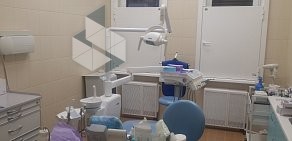 Клиника Академия комплексной стоматологии на метро Улица Дыбенко