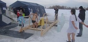 Баня на льду на территории семейного отдыха Пикниковый Рай