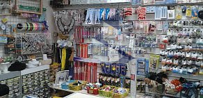 Магазин пряжи и швейной фурнитуры Золушка на проспекте Строителей, 3 в Энгельсе