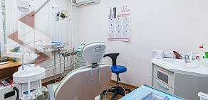 Стоматологическая клиника Альфа Дент на Отрадной улице 